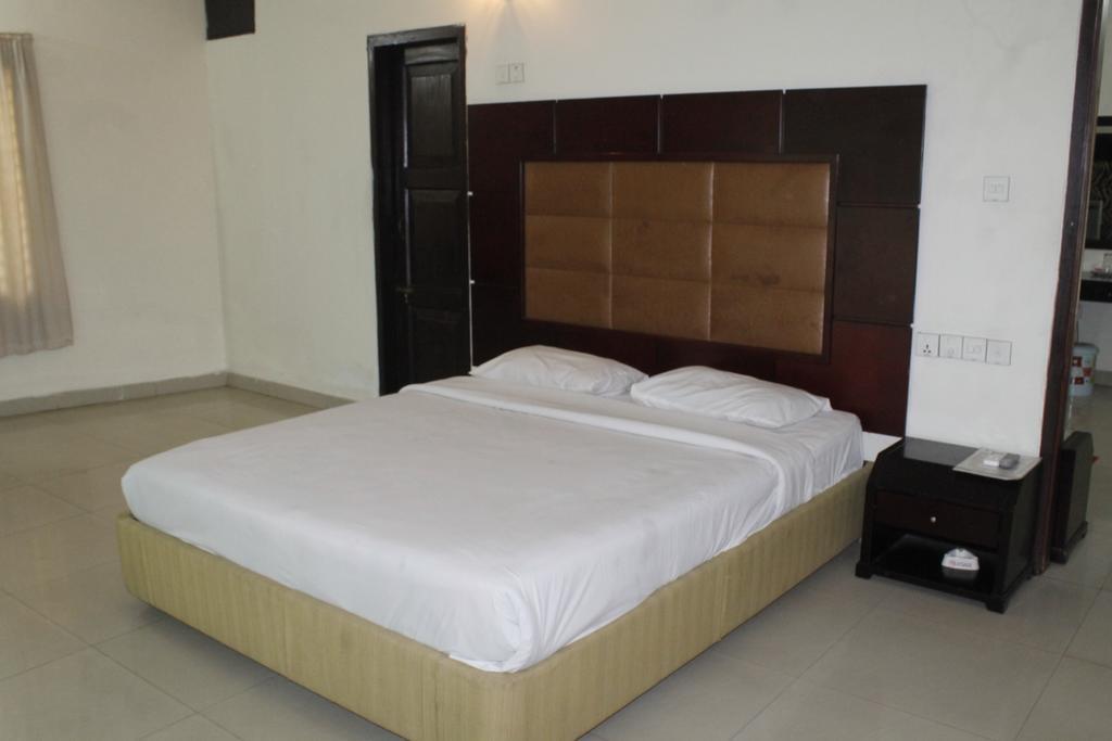 Hotel Mishuk Cox's Bazar Exteriér fotografie